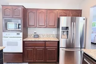 22286 NE Shaver Ct, Fairview, OR 97024 - Photo 23