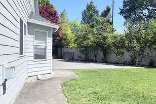 22286 NE Shaver Ct, Fairview, OR 97024 - Photo 35