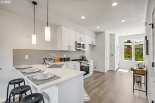 6802 NE 6th Ave, Portland, OR 97211 - Photo 5