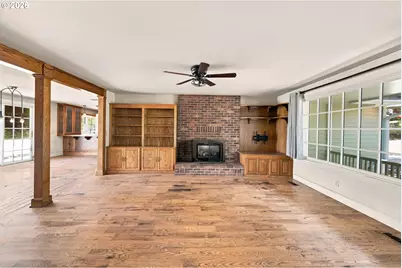 30875 SW 5th St, Lebanon, OR 97355 - Photo 7