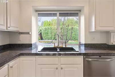 1630 Ridgley Blvd, Eugene, OR 97401 - Photo 11