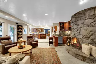 2582 Terrace View Dr, Eugene, OR 97405 - Photo 17