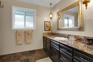 2582 Terrace View Dr, Eugene, OR 97405 - Photo 27