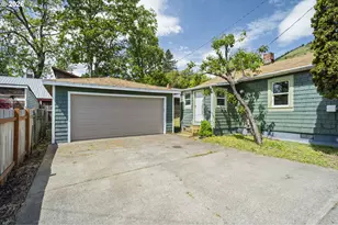 307 N Ash St, Bingen, WA 98605 - Photo 5
