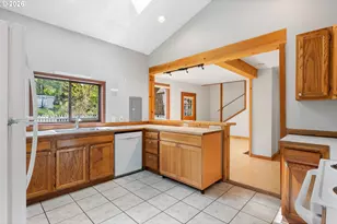 1220 Eugene St, Hood River, OR 97031 - Photo 15