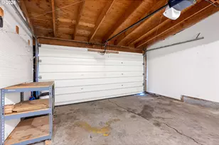 1220 Eugene St, Hood River, OR 97031 - Photo 31