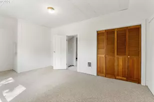 1220 Eugene St, Hood River, OR 97031 - Photo 23