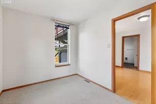 1220 Eugene St, Hood River, OR 97031 - Photo 25