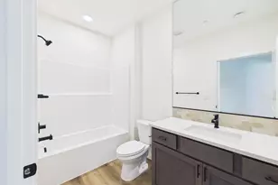 415 W 19th St, La Center, WA 98629 - Photo 9