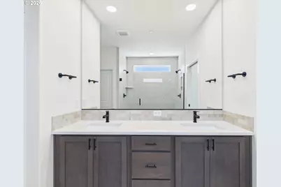 415 W 19th St, La Center, WA 98629 - Photo 33