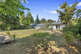 197 Valleyview Dr, Oregon City, OR 97045 - Photo 33
