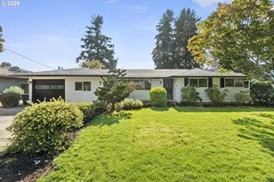 197 Valleyview Dr, Oregon City, OR 97045 - Photo 1