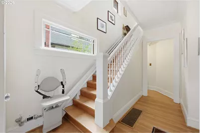 3136 NE Couch St, Portland, OR 97232 - Photo 9