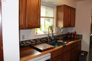 1783 View St, Myrtle Point, OR 97458 - Photo 13