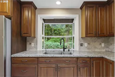 18110 NE 159th Ave, Brush Prairie, WA 98606 - Photo 15