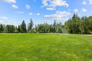 1228 S Quartz Dr, Cornelius, OR 97113 - Photo 15