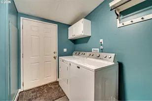 215 Sycamore St, Woodland, WA 98674 - Photo 15