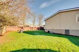 215 Sycamore St, Woodland, WA 98674 - Photo 21