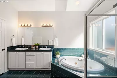 17786 SW Frederick Ln, Sherwood, OR 97140 - Photo 27