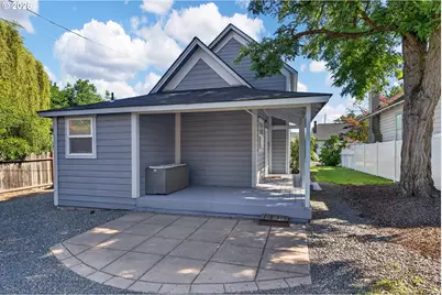 404 W 9th St, The Dalles, OR 97058 - Photo 23