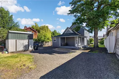 404 W 9th St, The Dalles, OR 97058 - Photo 25