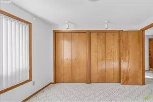 2332 NE 158th Ave, Portland, OR 97230 - Photo 25