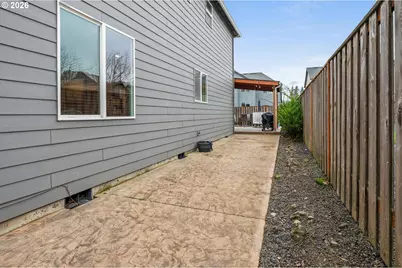 33790 NE Kern Ct, Scappoose, OR 97056 - Photo 33