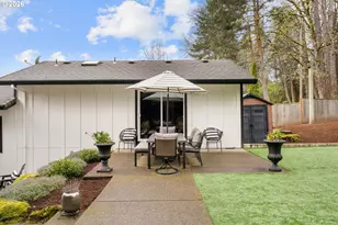 5619 SW Windsor Ct, Portland, OR 97221 - Photo 37