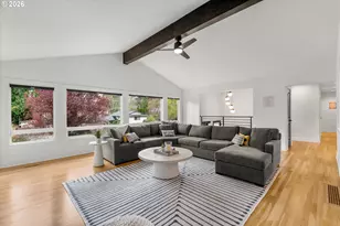 5619 SW Windsor Ct, Portland, OR 97221 - Photo 3