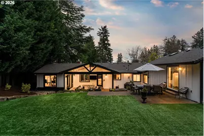 5619 SW Windsor Ct, Portland, OR 97221 - Photo 41