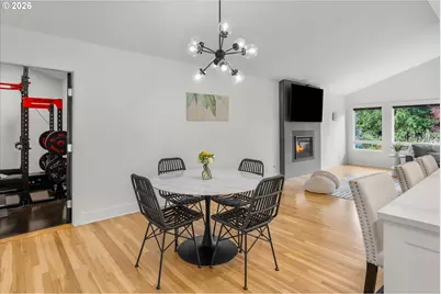 5619 SW Windsor Ct, Portland, OR 97221 - Photo 15