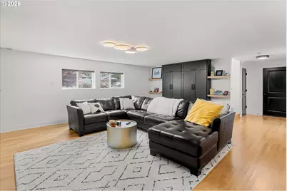 5619 SW Windsor Ct, Portland, OR 97221 - Photo 31