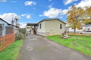 34185 El Roble Ave, Eugene, OR 97405 - Photo 33