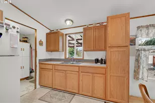 34185 El Roble Ave, Eugene, OR 97405 - Photo 19