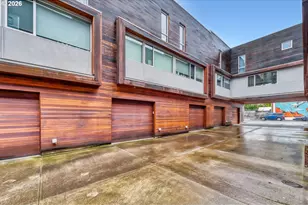 628 NE Knott St, Portland, OR 97212 - Photo 17