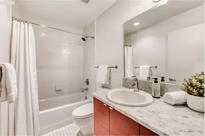 628 NE Knott St #9, Portland, OR 97212 - Photo 13