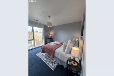 628 NE Knott St #9, Portland, OR 97212 - Photo 15