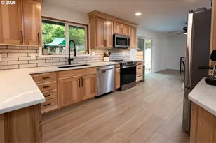 2540 W 22nd Ave, Eugene, OR 97405 - Photo 9