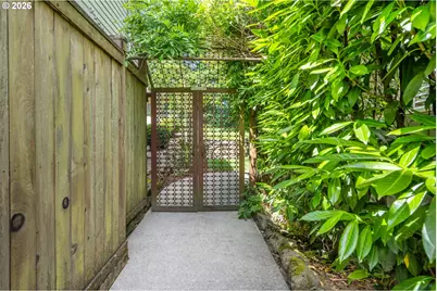 11410 SW 47th Ave, Portland, OR 97219 - Photo 35