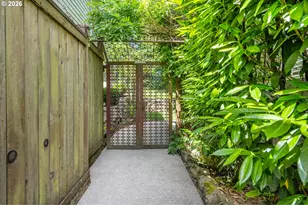 11410 SW 47th Ave, Portland, OR 97219 - Photo 35