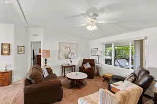 10 E South Stage Rd, Medford, OR 97501 - Photo 9