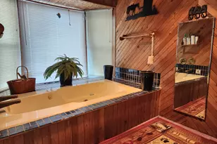 725 W Main St, Molalla, OR 97038 - Photo 15