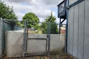 725 W Main St, Molalla, OR 97038 - Photo 39