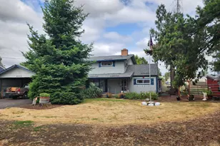 725 W Main St, Molalla, OR 97038 - Photo 3