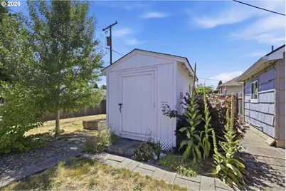 1385 Parker St, Springfield, OR 97477 - Photo 27