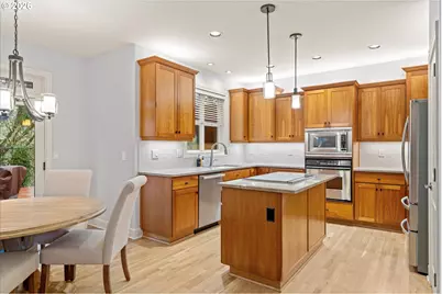 23451 SW Redfern Pl, Sherwood, OR 97140 - Photo 17