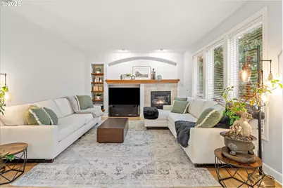 23451 SW Redfern Pl, Sherwood, OR 97140 - Photo 15