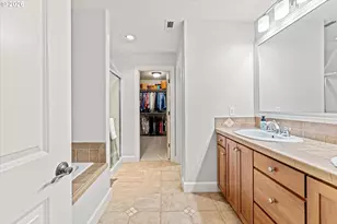 23451 SW Redfern Pl, Sherwood, OR 97140 - Photo 25