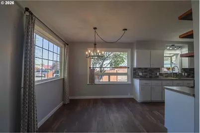 305 E Adams St, Burns, OR 97720 - Photo 5