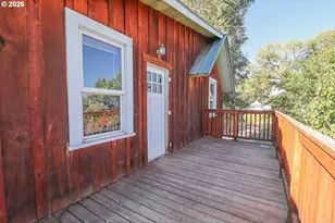 305 E Adams St, Burns, OR 97720 - Photo 25